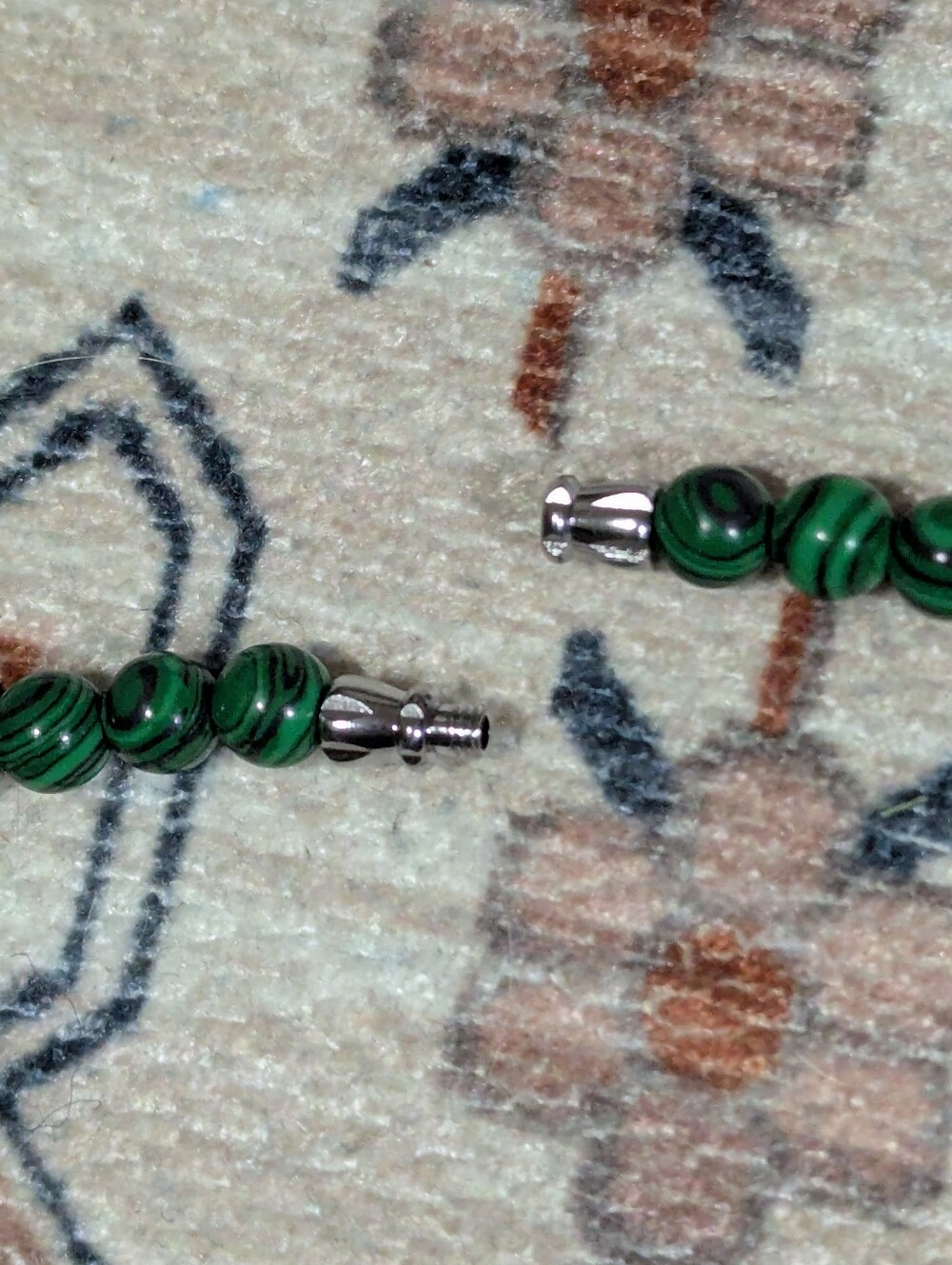 Vintage Necklace Natural Green Malachite Graduated Beaded Healing Necklace - Picture 5 of 13